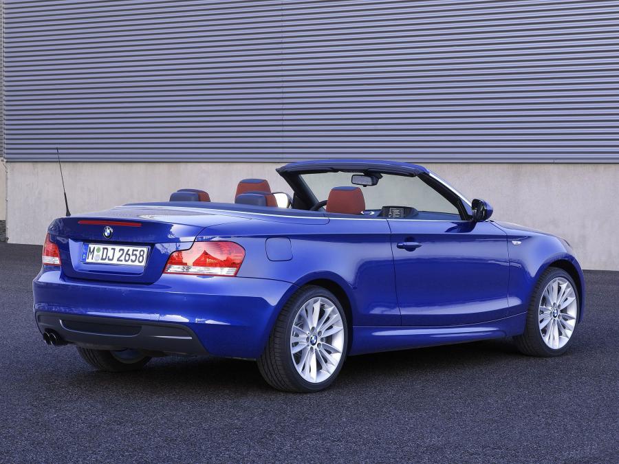  BMW 135i Convertible 2008 года  (фото 4 из 10)